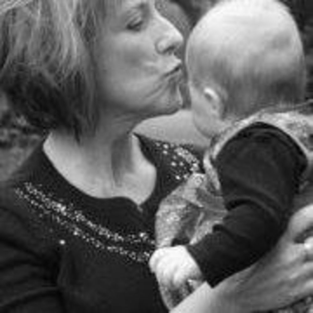 Meet your Posher, Debbie